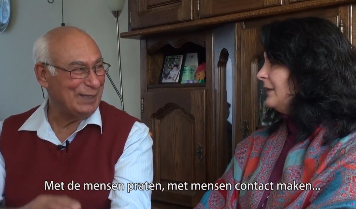 Man en vrouw praten over kanker